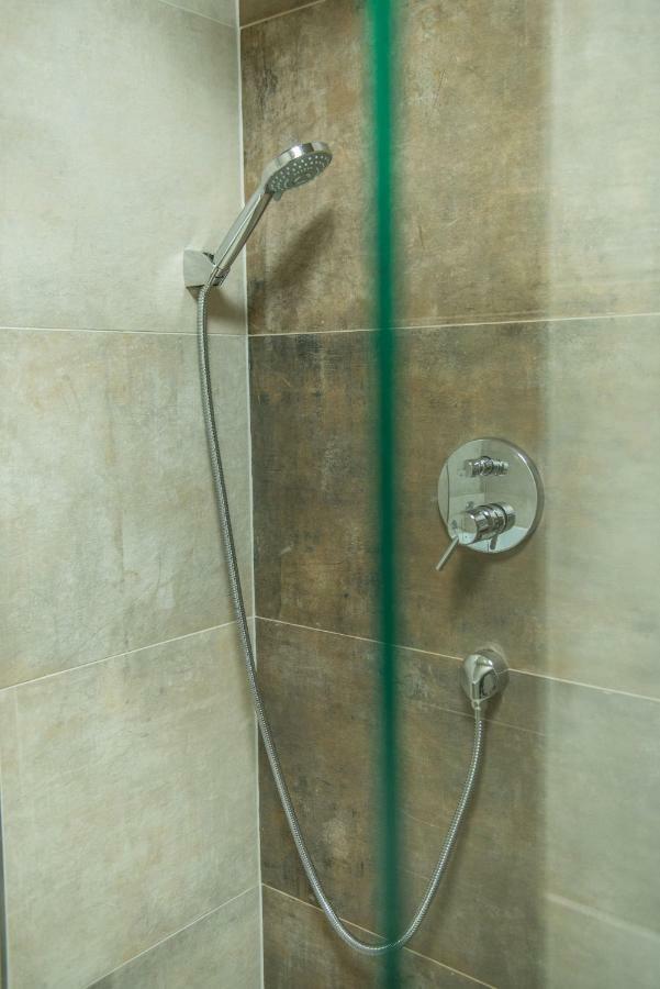 Exclusive 3 Bedroom Top-Notch Flat, Great Location Praha Bagian luar foto