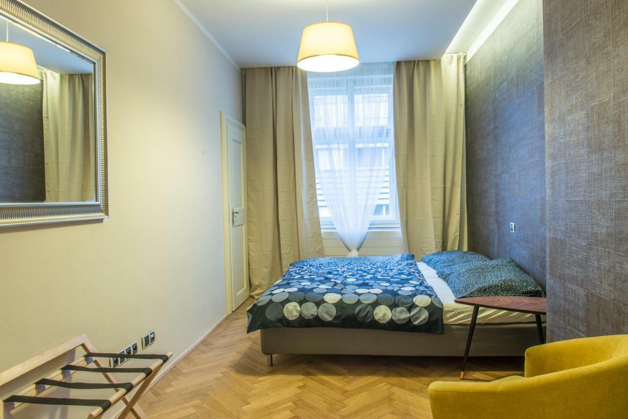 Exclusive 3 Bedroom Top-Notch Flat, Great Location Praha Bagian luar foto