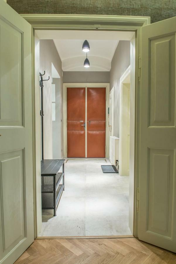 Exclusive 3 Bedroom Top-Notch Flat, Great Location Praha Bagian luar foto
